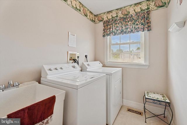 2023 STONY CREEK RD, Lansdale, PA 19446