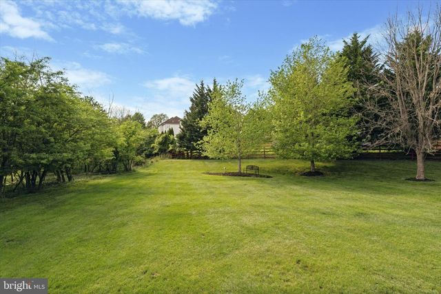 2023 STONY CREEK RD, Lansdale, PA 19446