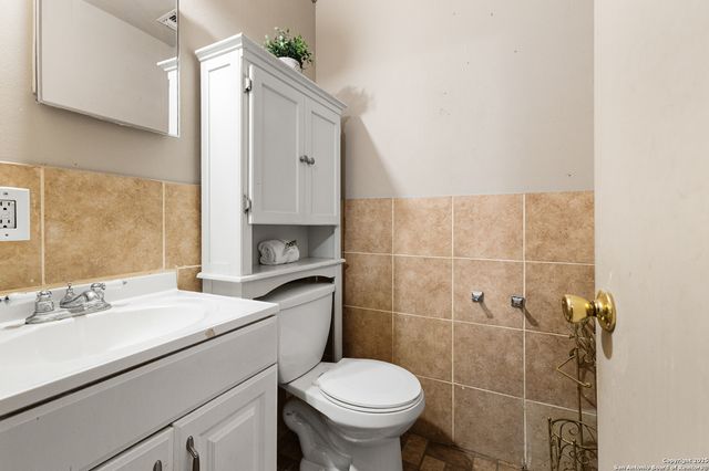 1934 Duluth Dr, San Antonio, TX 78224