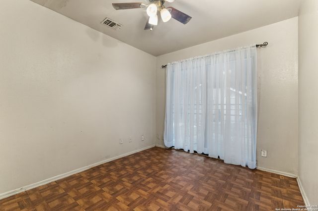 1934 Duluth Dr, San Antonio, TX 78224