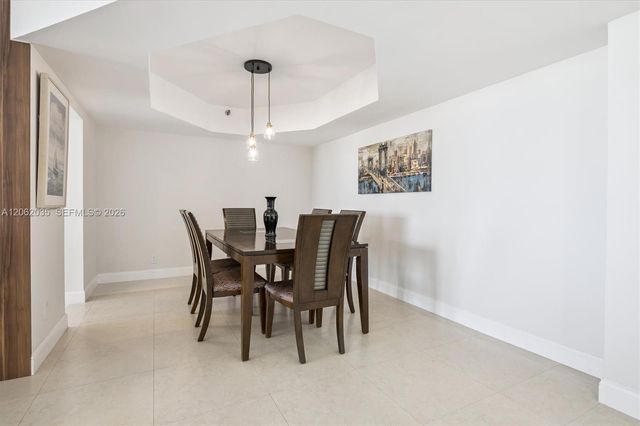 19707 Turnberry Way 12L, Aventura, FL 33180