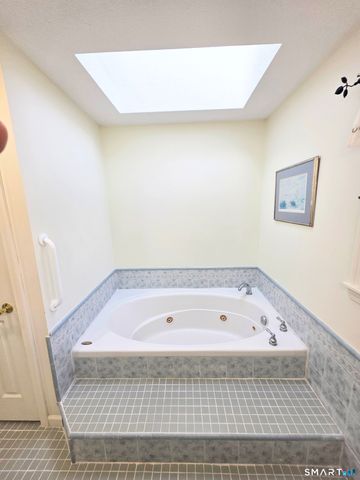 44 Steele Street, New Britain, CT 06052