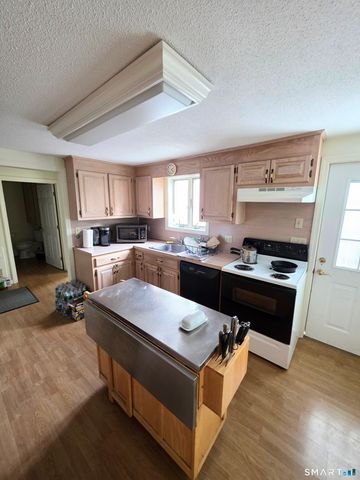 44 Steele Street, New Britain, CT 06052