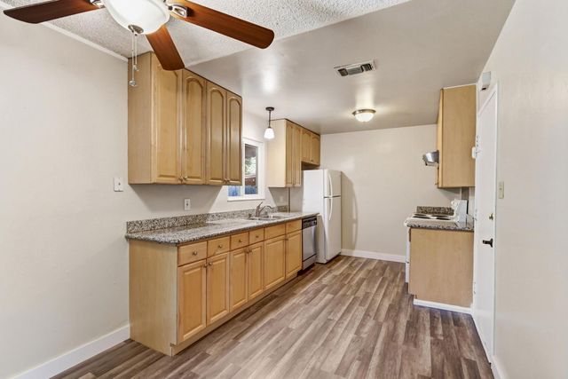 2416 McGregor Dr, Rancho Cordova, CA 95670