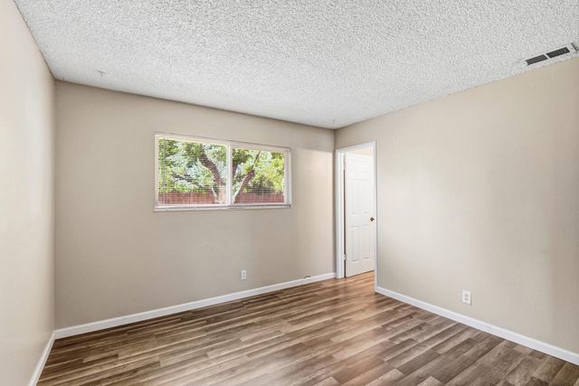 2416 McGregor Dr, Rancho Cordova, CA 95670