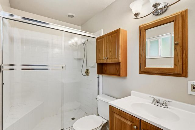 2416 McGregor Dr, Rancho Cordova, CA 95670