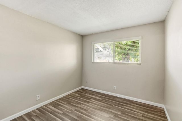 2416 McGregor Dr, Rancho Cordova, CA 95670