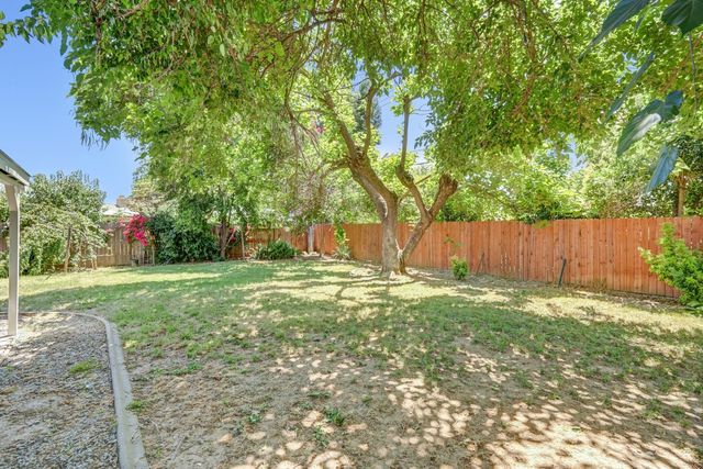 2416 McGregor Dr, Rancho Cordova, CA 95670