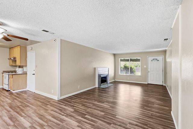 2416 McGregor Dr, Rancho Cordova, CA 95670