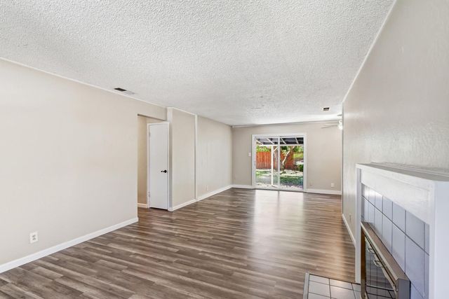 2416 McGregor Dr, Rancho Cordova, CA 95670