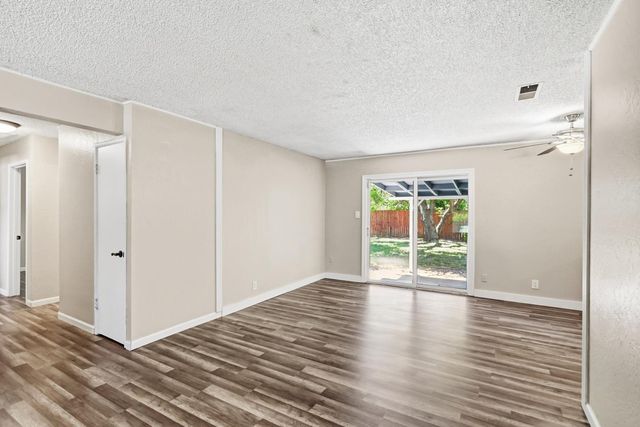 2416 McGregor Dr, Rancho Cordova, CA 95670