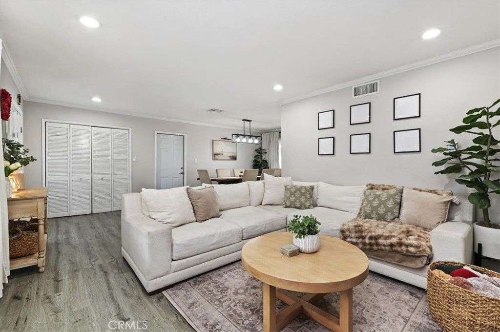 Image 10 of property listing at 9075 Delano Drive, Riverside, CA 92503