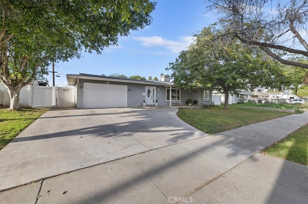 Image 3 of property listing at 9075 Delano Drive, Riverside, CA 92503