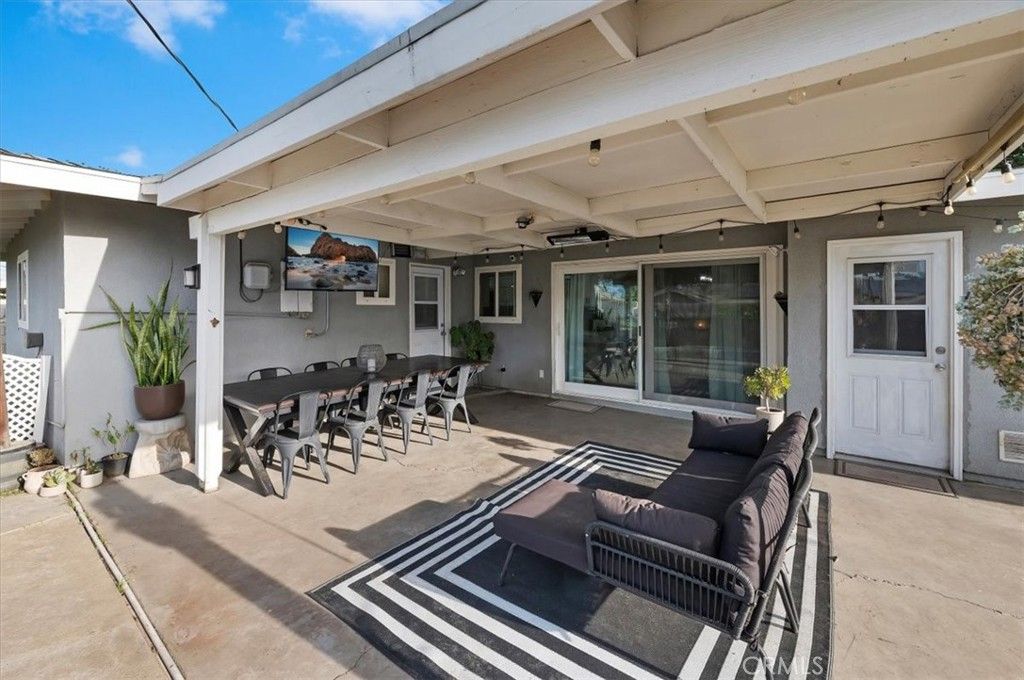 Image 33 of property listing at 9075 Delano Drive, Riverside, CA 92503