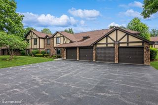 1441 Haverhill Drive B, Wheaton, IL 60189