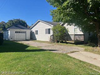6010 Fox Street, Mayville, MI 48744