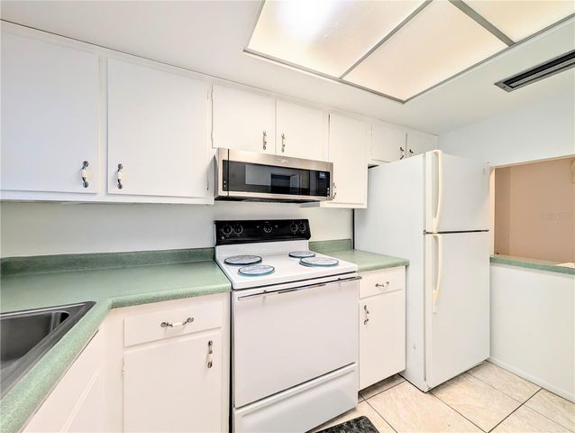 6031 ARLENE WAY, Bradenton, FL 34207