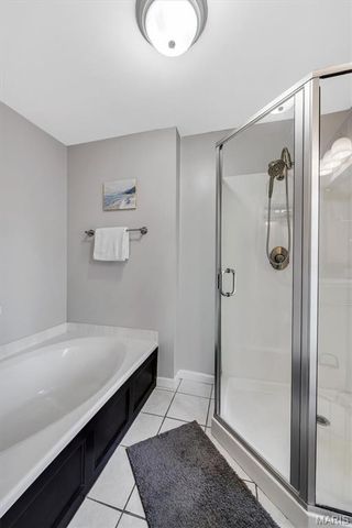 13021 Saller Drive, Sunset Hills, MO 63127