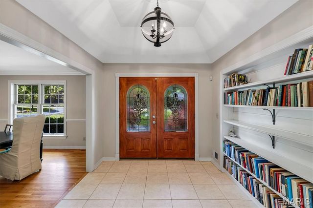 13021 Saller Drive, Sunset Hills, MO 63127