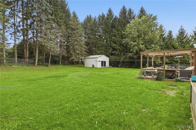 4421 Tonawanda Creek Road, Pendleton, NY 14120
