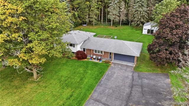 4421 Tonawanda Creek Road, Pendleton, NY 14120