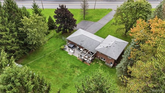 4421 Tonawanda Creek Road, Pendleton, NY 14120