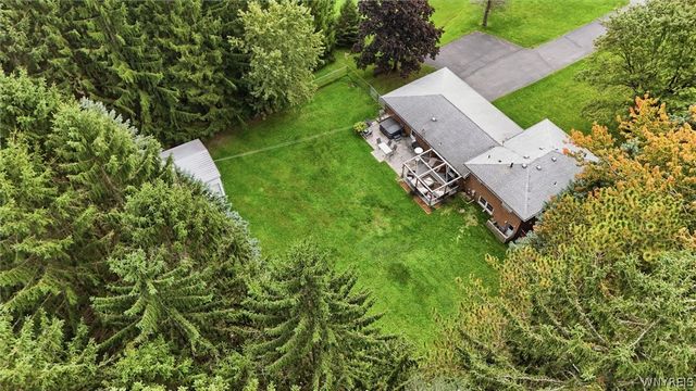 4421 Tonawanda Creek Road, Pendleton, NY 14120