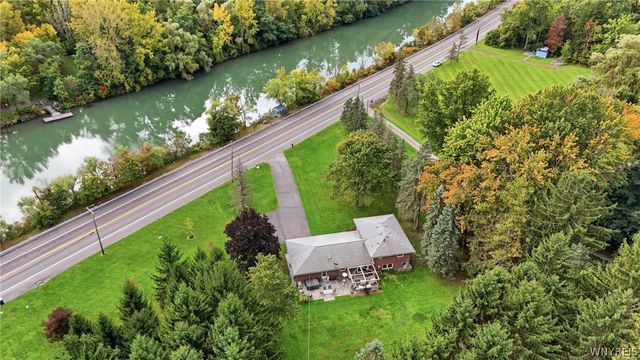 4421 Tonawanda Creek Road, Pendleton, NY 14120
