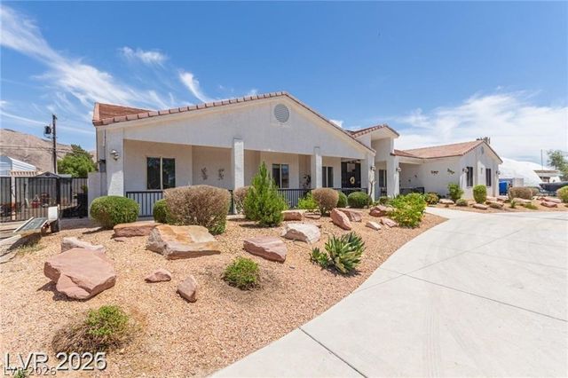 60 North Fogg Street, Las Vegas, NV 89110