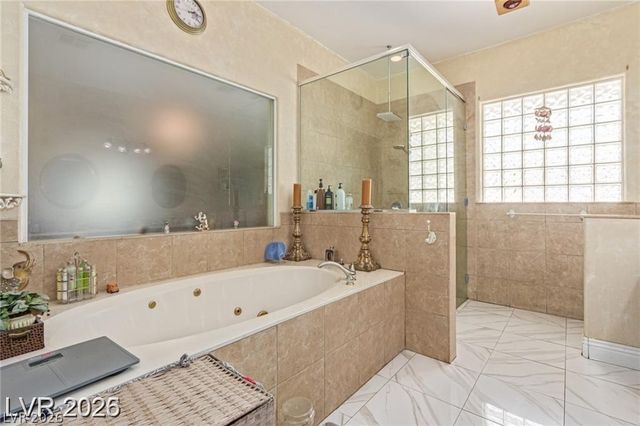 60 North Fogg Street, Las Vegas, NV 89110