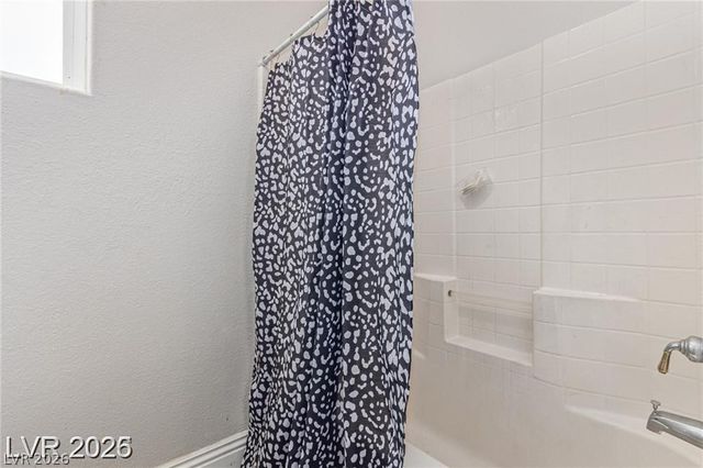 60 North Fogg Street, Las Vegas, NV 89110