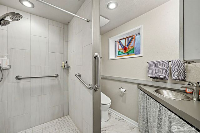 3739 S 243rd Street, Kent, WA 98032