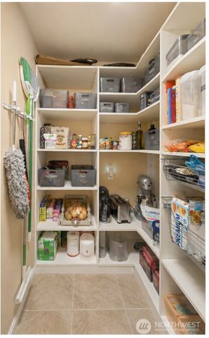 3739 S 243rd Street, Kent, WA 98032