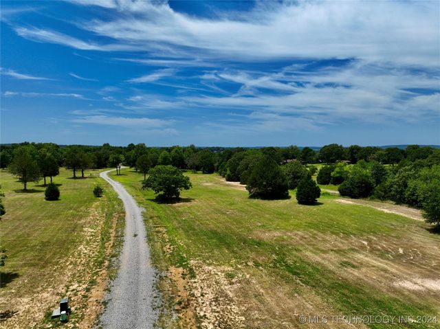 6 Kathy Lane, Eufaula, OK 74432