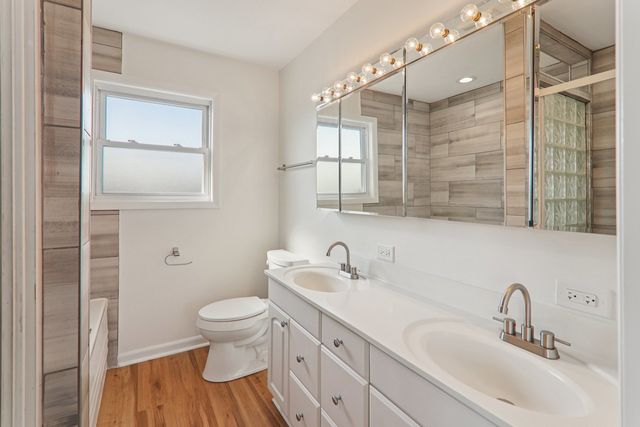 1645 N 23rd Avenue, Melrose Park, IL 60160