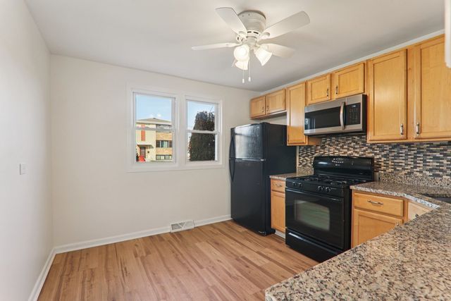 1645 N 23rd Avenue, Melrose Park, IL 60160