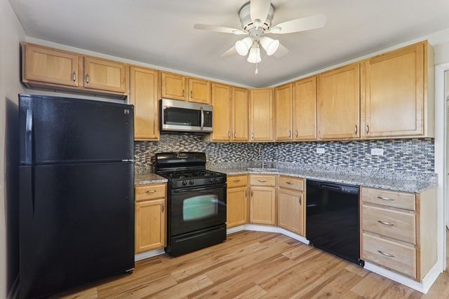 1645 N 23rd Avenue, Melrose Park, IL 60160