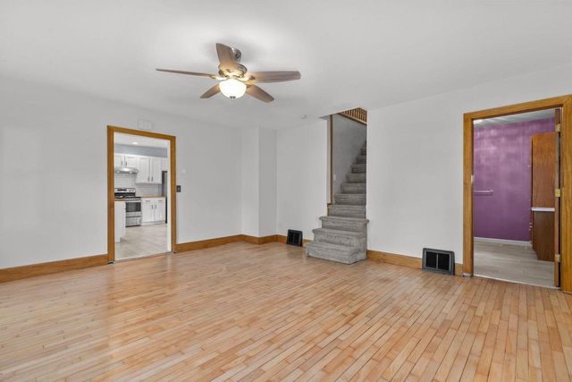 1600 N SUPERIOR STREET, Appleton, WI 54911