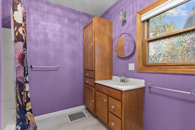 1600 N SUPERIOR STREET, Appleton, WI 54911