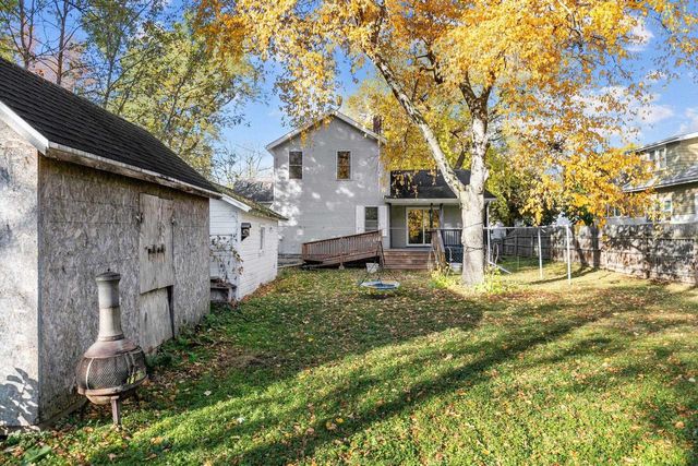 1600 N SUPERIOR STREET, Appleton, WI 54911