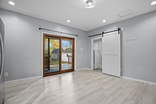 1600 N SUPERIOR STREET, Appleton, WI 54911