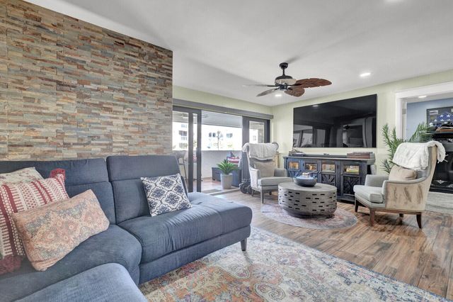 330 SE 20th Avenue 314, Deerfield Beach, FL 33441