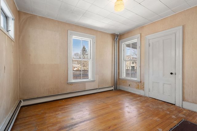 7 High St, Natick, MA 01760