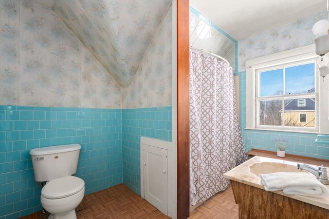 7 High St, Natick, MA 01760