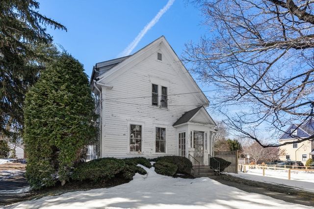 7 High St, Natick, MA 01760