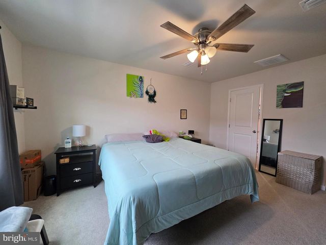 124 BIBURY ST, Martinsburg, WV 25405