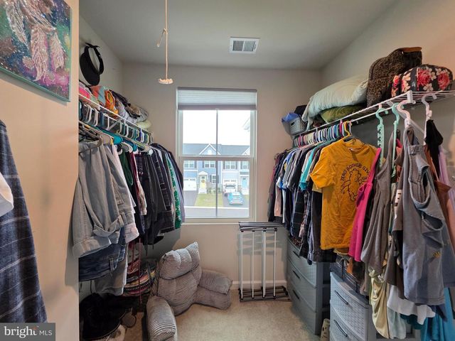 124 BIBURY ST, Martinsburg, WV 25405