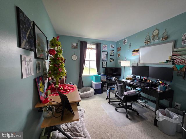 124 BIBURY ST, Martinsburg, WV 25405