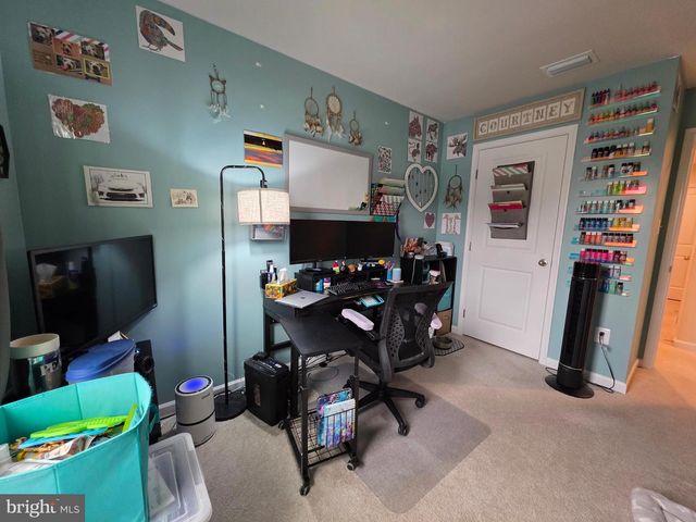 124 BIBURY ST, Martinsburg, WV 25405