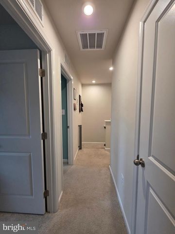 124 BIBURY ST, Martinsburg, WV 25405